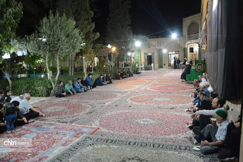 سومین شب از مراسم عزاداری و روضه خوانی اربعین امام حسین(ع) در اداره کل میراث فرهنگی، گردشگری و صنایع دستی یزد