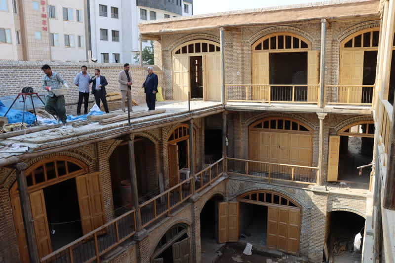 بهرهبرداری از پروژه مرمتی سرای تاریخی عزیز اللهاف مشهد همزمان با هفته دولت