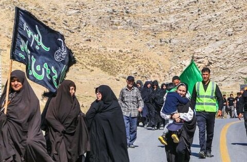 ۶۰ موکب در خراسان شمالی از زائرین پیاده حرم رضوی پذیرایی می‌کنند