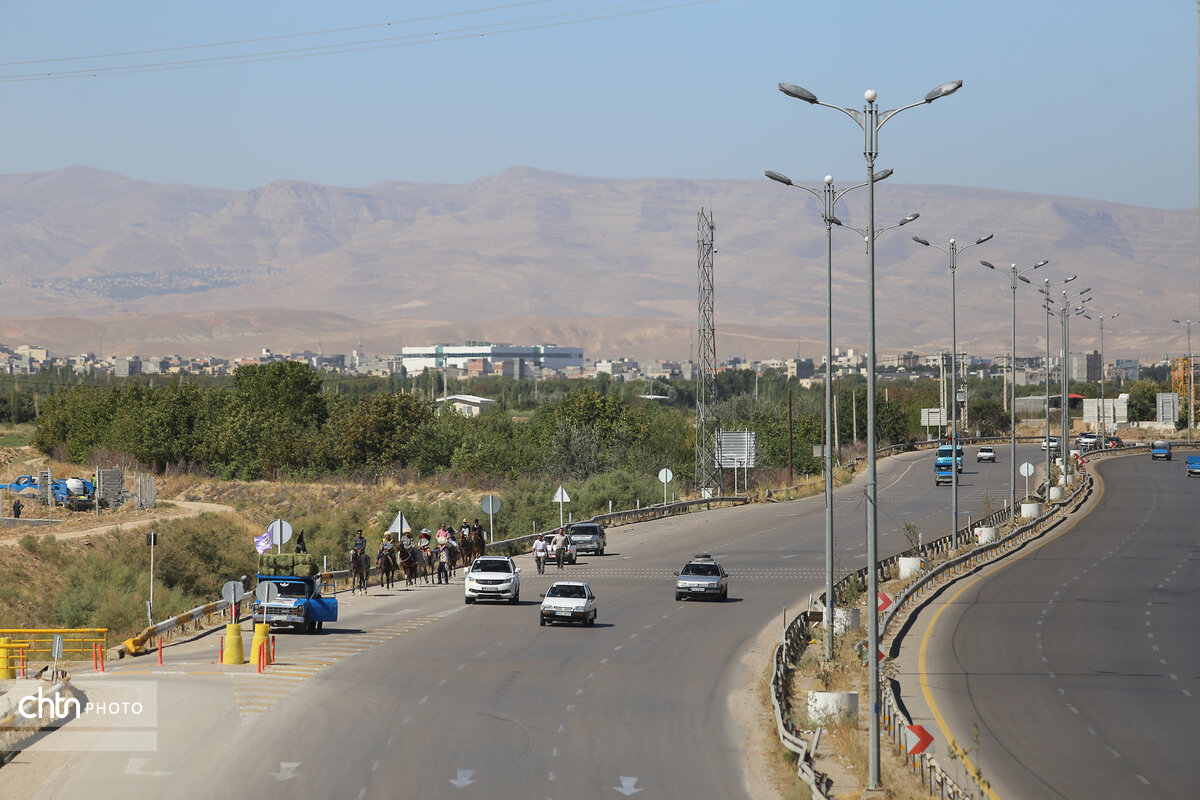 کاروان سوارکاران بجنورد در راه مشهد الرضا (ع)