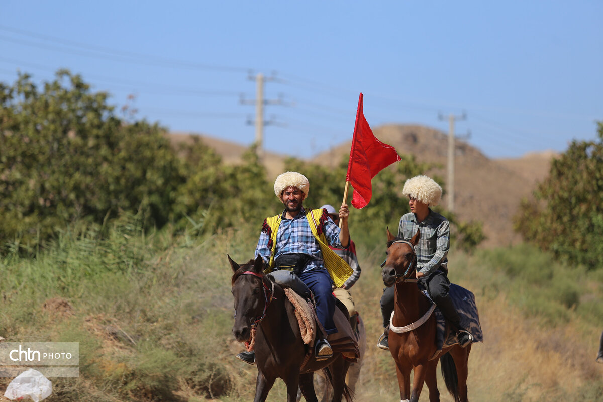 کاروان سوارکاران بجنورد در راه مشهد الرضا (ع)