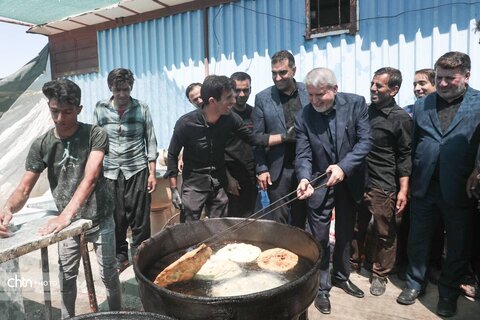 حضور وزیر میراث فرهنگی، گردشگری و صنایع دستی در روستای توت