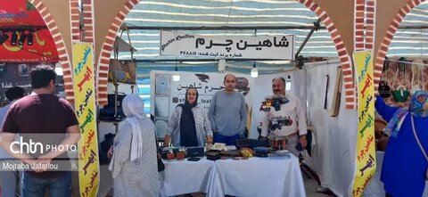 جشنواره انگور در روستای گردشگری درسجین ابهر گشایش یافت