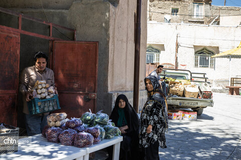 بازارچه صنایع دستی روستای خراشاد روستای جهانی توبافی