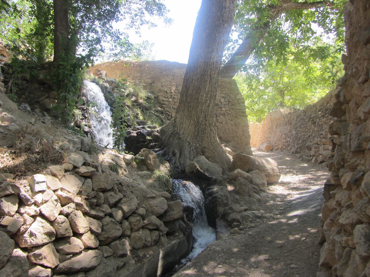 روستای انجدان اراک، روستایی در دل تاریخ