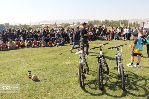 همایش پیاده‌روی خانوادگی و ورزشی در روستای بالانج ارومیه