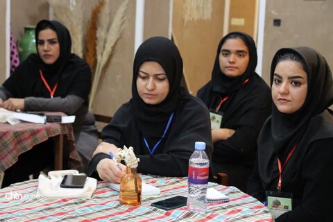 برگزاری کارگاه‌های تخصصی گردشگری مذهبی در شهرستان اردکان