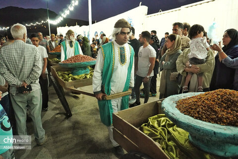 پنجمین جشنواره آلبالو شهر زنگنه برگزار شد.