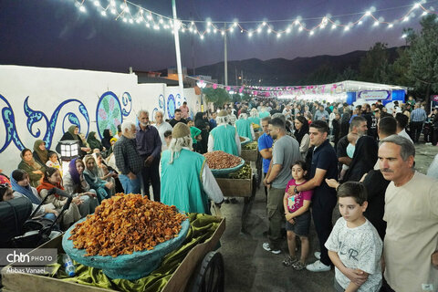 پنجمین جشنواره آلبالو در شهر زنگنه