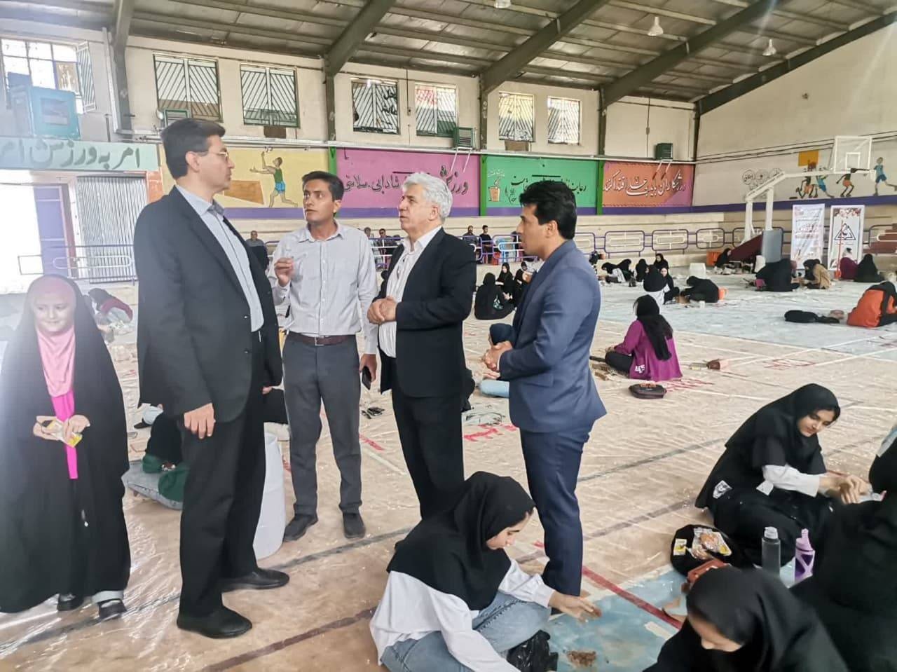 برگزاری سومین دوره مسابقه سازههای خشت و گلی در ابرکوه یزد