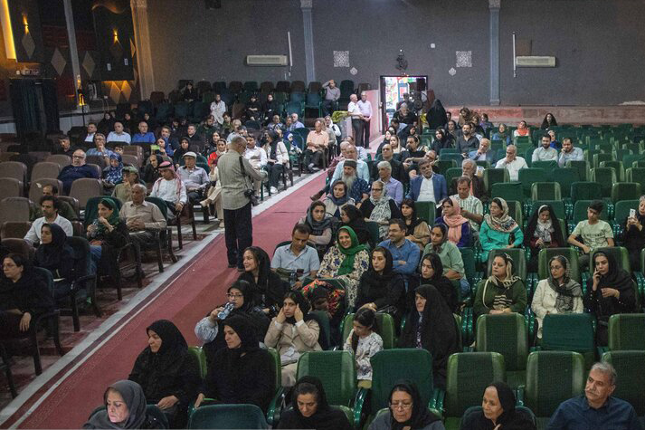 شبی برای پاسداشت زندهیاد هاشم بدری در سینما فردوسی اهواز