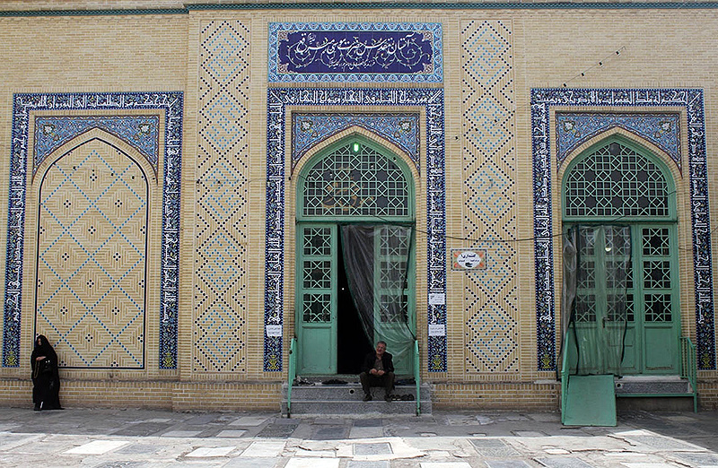 برپایی خیمه محرم در چهل اختران قم