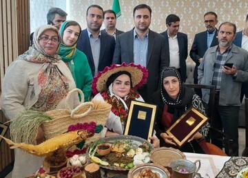 مقام نخست جشنواره طعم امید به مریم گیلانی لاریمی رسید