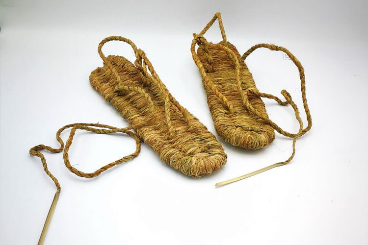 سواس، قدیمیترین پاپوش سنتی در هرمزگان