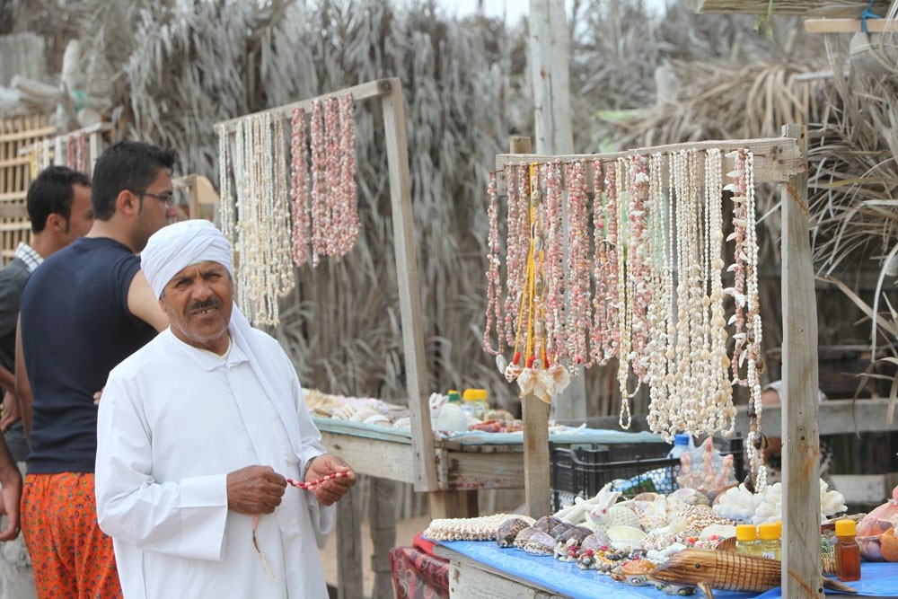 هنگام؛ جزیرهای با سواحل منحصربه فرد/ از ساحل نقرهای تا ساحل پلانکتونها