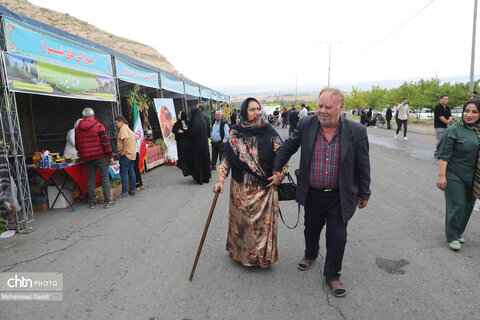 نخستین جشنواره ملی انگور در شهرستان مشگین‌شهر برگزار شد