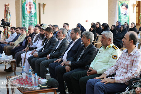 پاسداشت هفته دفاع مقدس، اعضای خانواده شهدا، ایثارگران و آزادگان میراث فرهنگی،گردشگری و صنایع دستی استان اصفهان