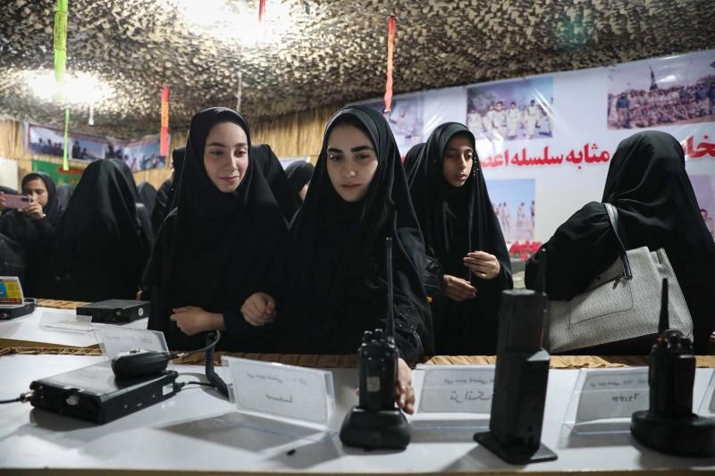 راهاندازی گشت دفاعمقدس ویژه دختران دانشآموز برای نخستین بار در خوزستان