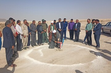 کلنگ زنی یک‌ بومگردی در شهرستان هامون طی هفته گردشگری