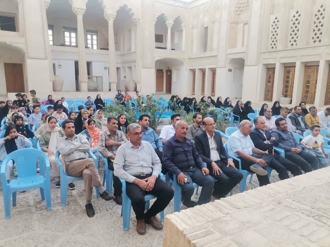 برنامههای بزرگداشت روز جهانی گردشگری و صلح در ابرکوه