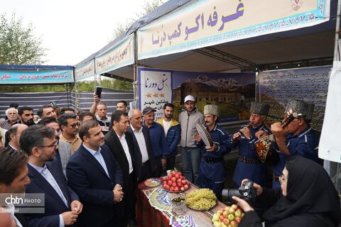 اولین جشنواره ملی سیب مشگین شهر