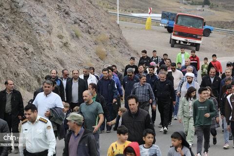 همایش پیاه روی خانوادگی مسیر صلح به مناسبت روز گردشگری