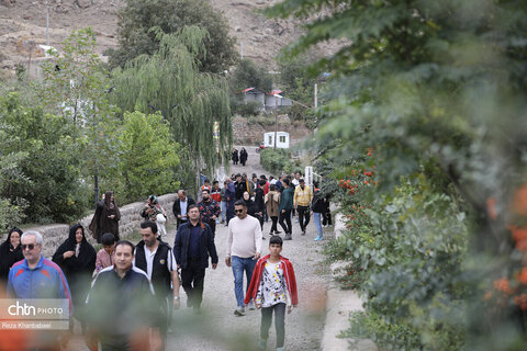 همایش پیاه روی خانوادگی مسیر صلح به مناسبت روز گردشگری