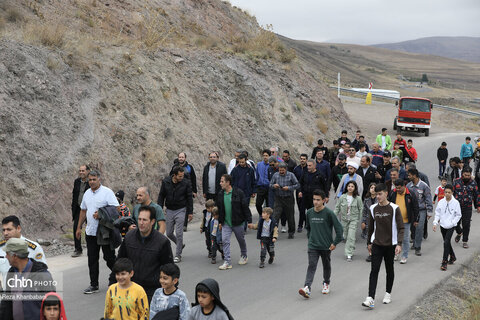 همایش پیاه روی خانوادگی مسیر صلح به مناسبت روز گردشگری