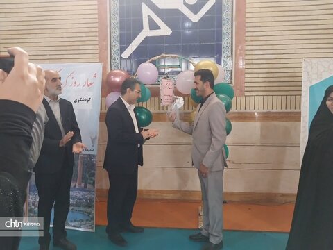 نواخته شدن زنگ گردشگری در مدارس لرستان