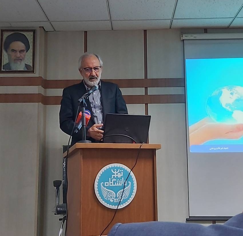 ایراد سلسله سخنرانیهای صاحبنظران حوزه گردشگری در نشست تخصصی گردشگری و صلح