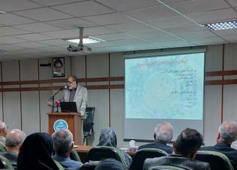 ایراد سلسله سخنرانیهای صاحبنظران حوزه گردشگری در نشست تخصصی گردشگری و صلح