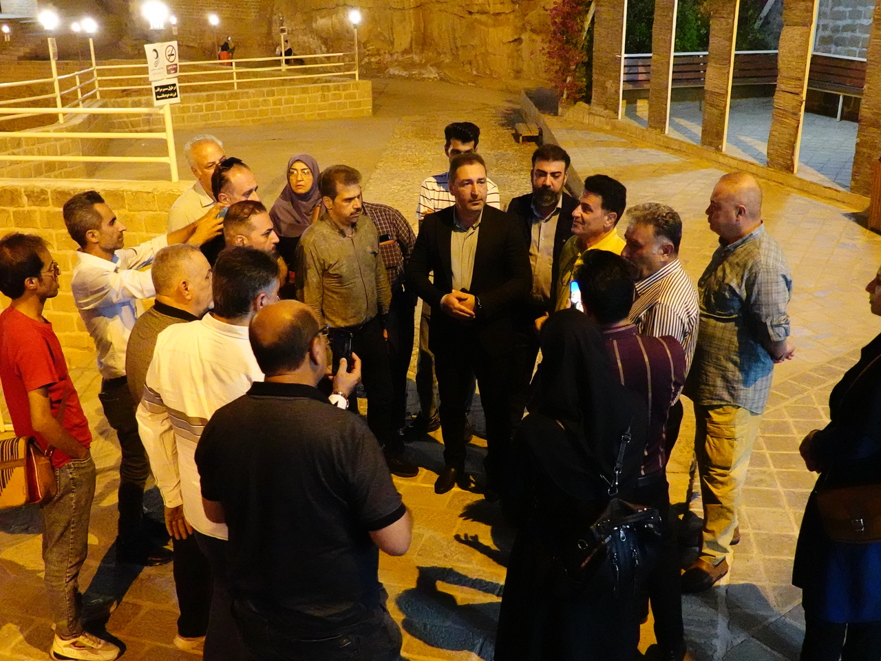 بازدید فعالان گردشگری عراق از جاذبههای دزفول و شوشتر