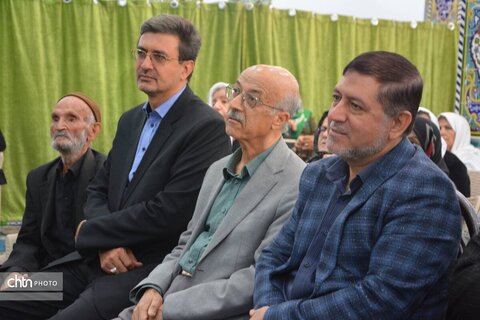 بازدید دانش آموزان و سالمندان از روستای هدف گردشگری فهرج