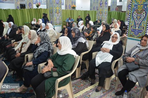 بازدید دانش آموزان و سالمندان از روستای هدف گردشگری فهرج