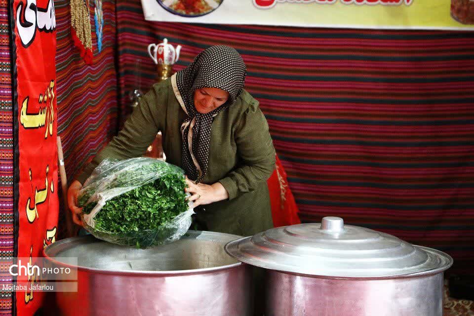 برگزاری جشنواره آش به گسترش صنعت پاک گردشگری کمک می‌کند