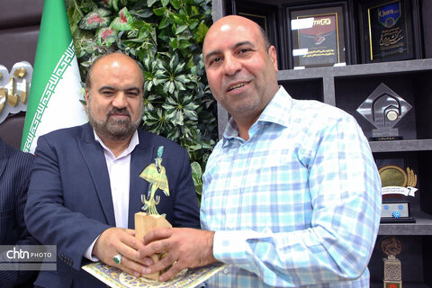 نشست تخصصی اقتصاد گردشگری در قم