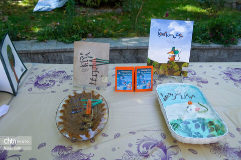 جشنواره کتاب‌های خوشمزه در باغ، عمارت نظری همدان