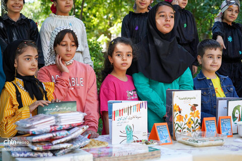 جشنواره کتاب‌های خوشمزه در باغ، عمارت نظری همدان