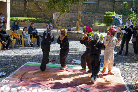 جشنواره کتاب‌های خوشمزه در باغ، عمارت نظری همدان