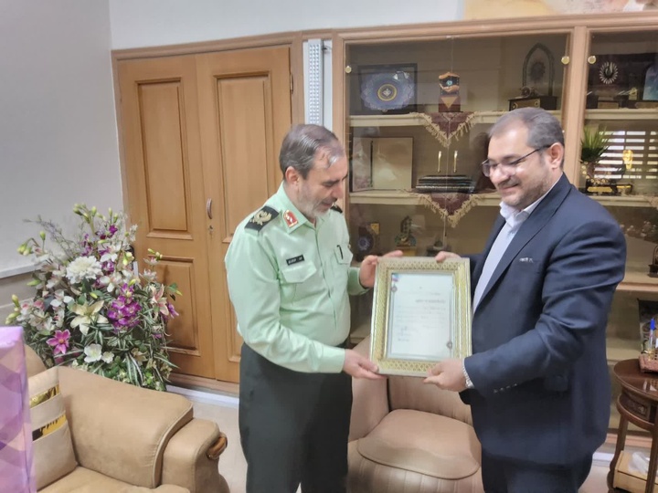 تلاش بیوقفه پلیس ضامن امنیت مردم و گردشگران/ آمادهباش ۱۰۰ روزه پلیس برای حفظ امنیت گردشگران تلاش بیوقفه پلیس ضامن امنیت مردم و گردشگران/ آمادهباش ۱۰۰ روزه پلیس برای حفظ امنیت گردشگران