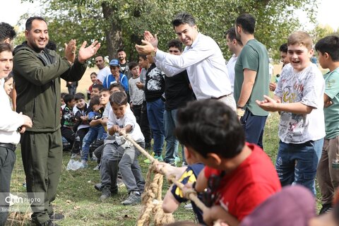 اولین جشنواره گردوی ثمرین در اردبیل برگزار شد