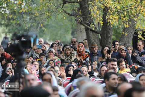 اولین جشنواره گردوی ثمرین در اردبیل برگزار شد