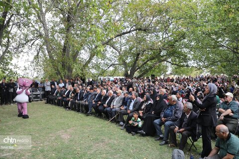 اولین جشنواره گردوی ثمرین در اردبیل برگزار شد