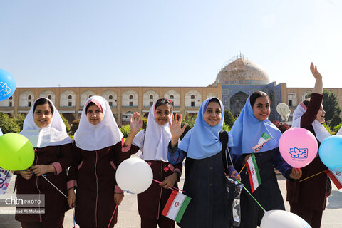 بزرگداشت روز کودک و حمایت از کودکان غزه و لبنان