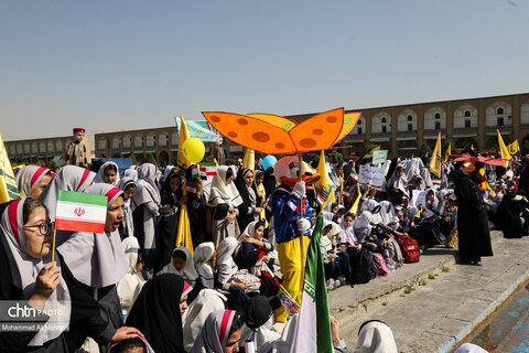 بزرگداشت روز کودک و حمایت از کودکان غزه و لبنان