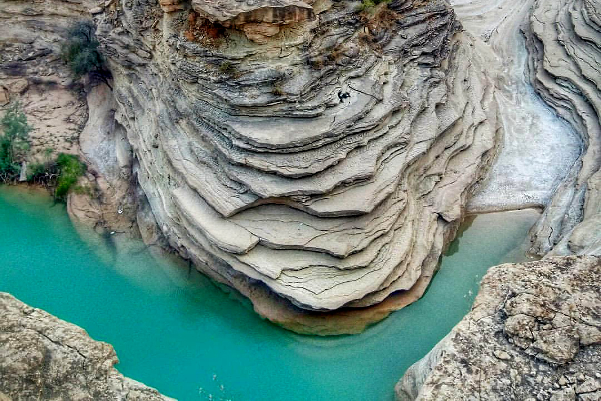 روستای بهده، مقصد گردشگری غرب هرمزگان/ از تونل و غار «گیری کُنار» تا «لورو و مدنو»