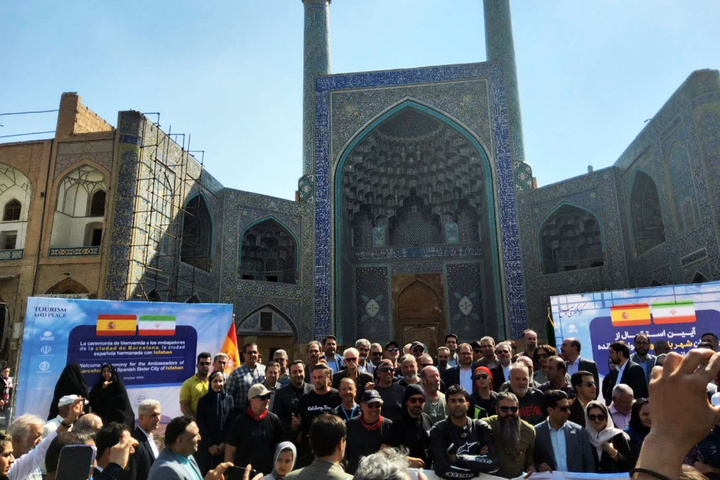 سفیران صلح اسپانیا میهمان اصفهان شدند/ ملت ایران همواره صلحطلب بوده است سفیران صلح اسپانیا میهمان اصفهان شدند/ ملت ایران همواره صلحطلب بوده است