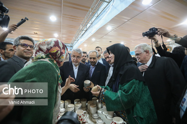 آئین افتتاح نمایشگاه ملی صنایع‌دستی و بین‌المللی گردشگری