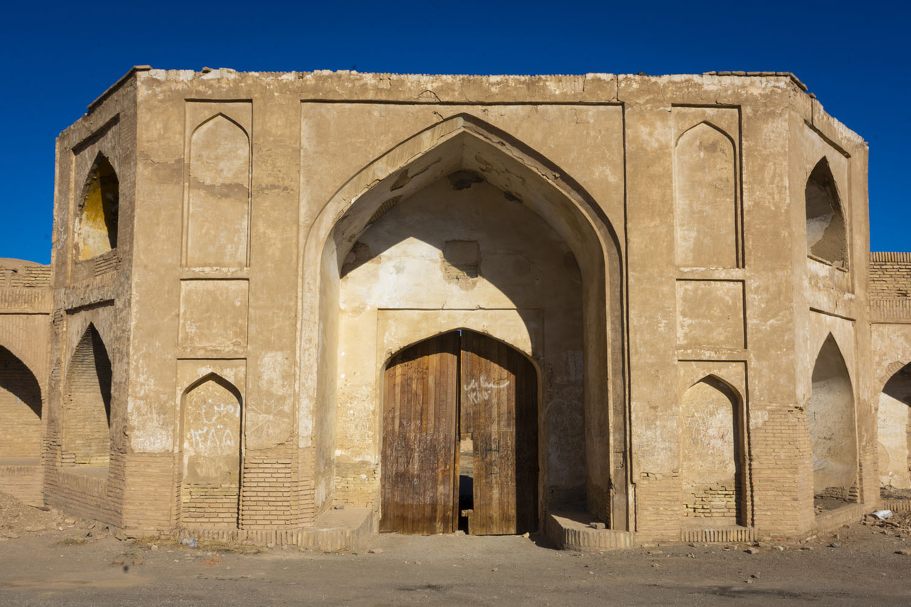 کاروانسرای ثبت جهانی آجری آهوان