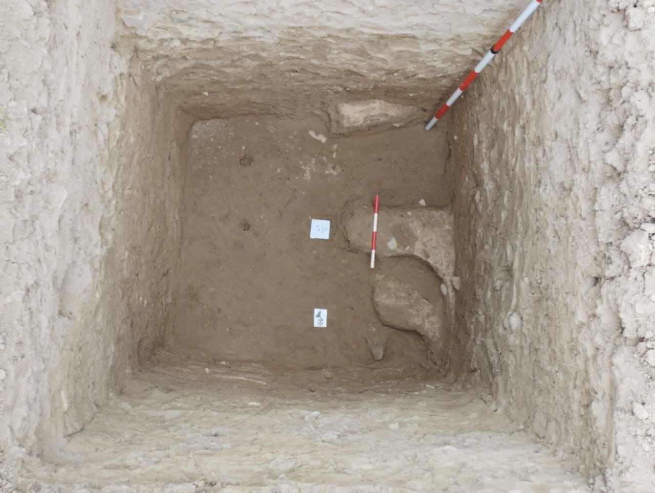 اجرای کاوش باستانشناختی برای تعیین عرصه و حریم «تپه کفشگیری» گرگان